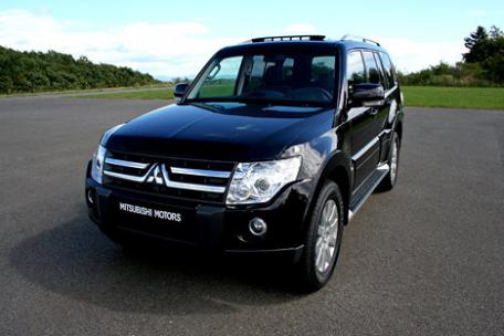 Коврики Mitsubishi Pajero 4 2006+